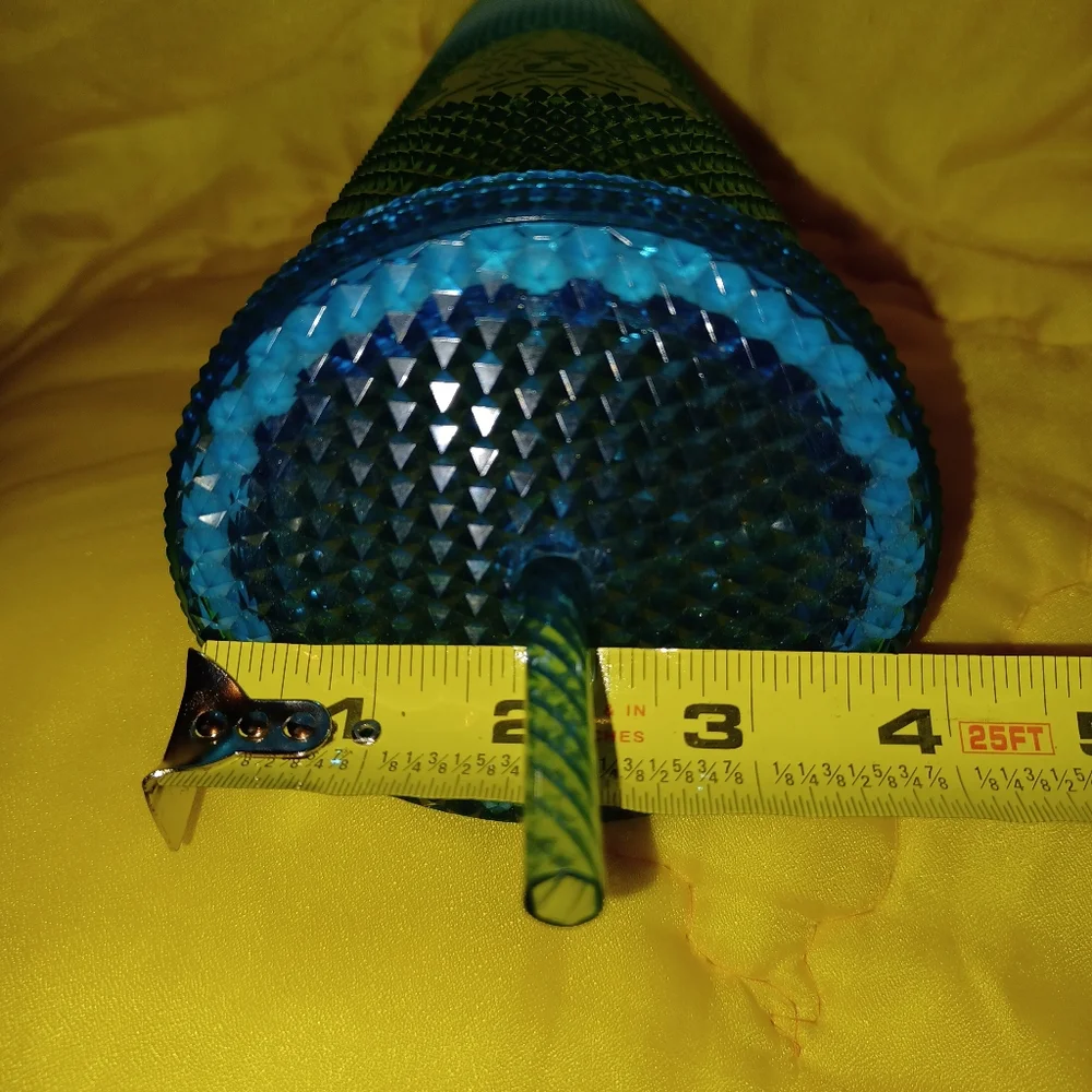 Starbucks 2022  Glacier Blue  Studded Cut Tumbler w/ Straw 24 oz NWT - Picture 4 of 9